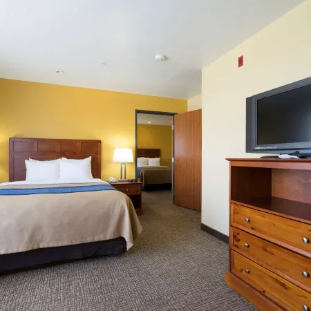 Comfort Inn & Suites
