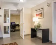 Comfort Inn South - 2-Star