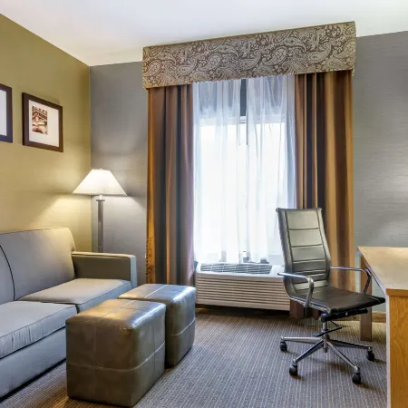 Comfort Suites Southgate-Detroit