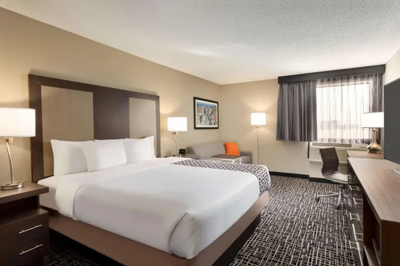 La Quinta Inn & Suites by Wyndham St Louis Route 66