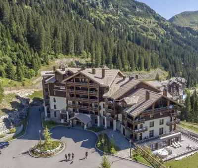 Résidence Pierre & Vacances Premium les Terrasses d'Hélios