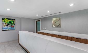 Comfort Inn San Diego Old Town - Housity