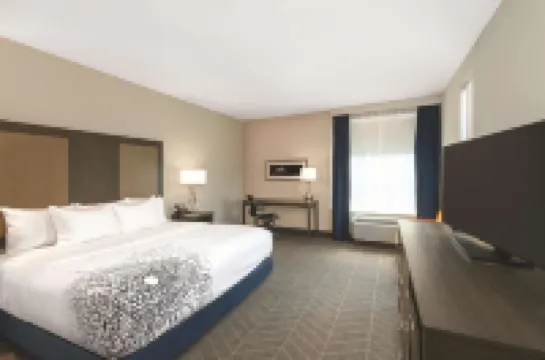 La Quinta Inn & Suites by Wyndham Opelika Auburn