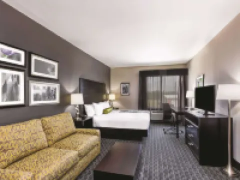 La Quinta Inn & Suites by Wyndham Rockport - Fulton Hotels in Rockport