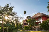 Camino Real Tikal‎ Hotel di 