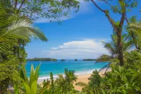 Red Frog Beach Island Resort - Beach