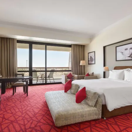 Radisson Blu Hotel & Convention Center, Alexandria