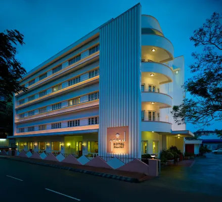 Grand Hotel - 4-Star