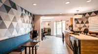 Best Western Plus Executive Suites Hôtels à : North Fair Oaks