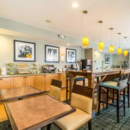 Quality Inn Texas City I-45