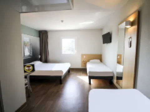 B&B Hotel Valence TGV Romans Hotels in Drome
