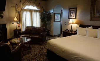 Arrowhead Manor Bed & Breakfast Inn & Event Center