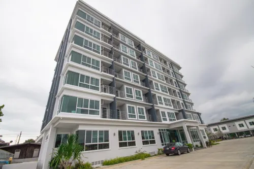 Charisma Hotel Hotels in Mueang Rayong District