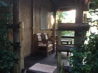 布魯昂阿白沙灘海濱希努坦小屋度假村 Caticlan Jetty Port附近的飯店