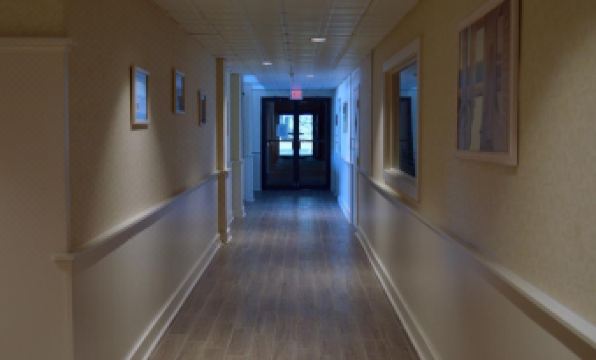 Mystic River Hotel & Suites