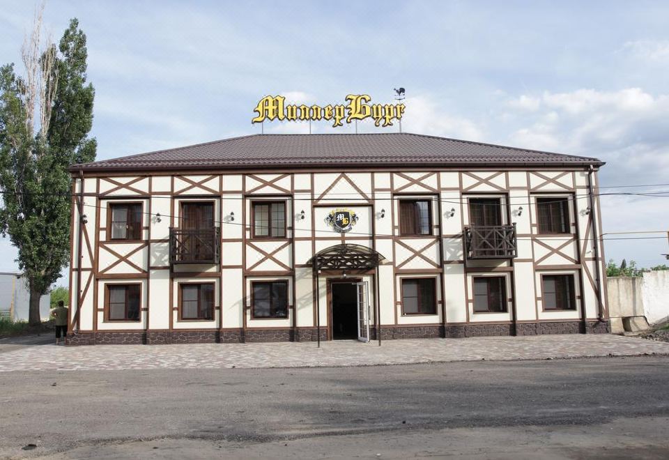 hotel overview picture