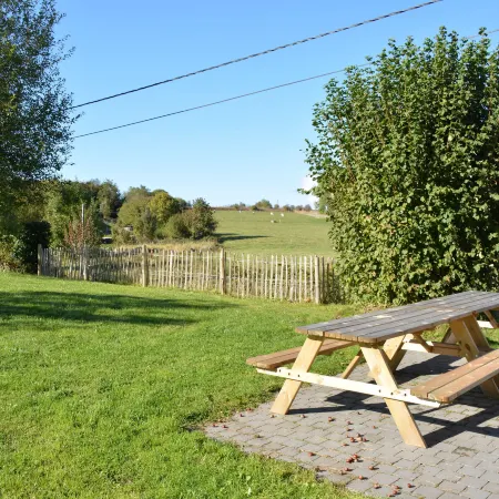 Holiday Home in Gedinne with Forest