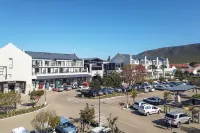 Whale Coast All-Suite-Hotel - DCC Hotel Group - parking