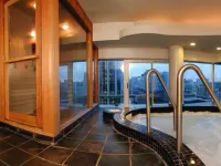 Cambridge Suites Toronto - Romantic