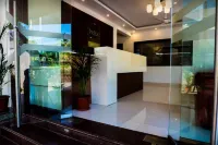 Hotel the Pride Hotels in Devbag
