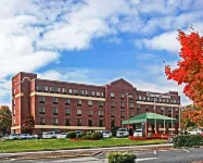 Comfort Suites Outlet Center Hôtels à proximité de l'Aéroport Regional