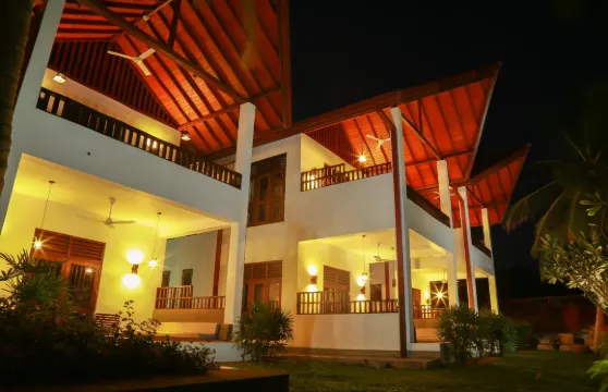 格亞姆波卡賓館