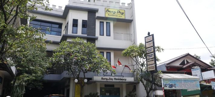RedDoorz Plus Near Universitas Indonesia Hotels in Depok