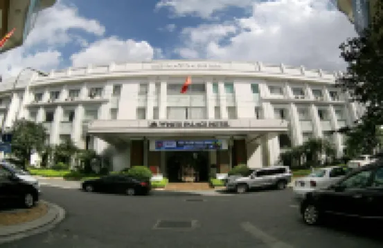 White Palace Thai Binh Hotel