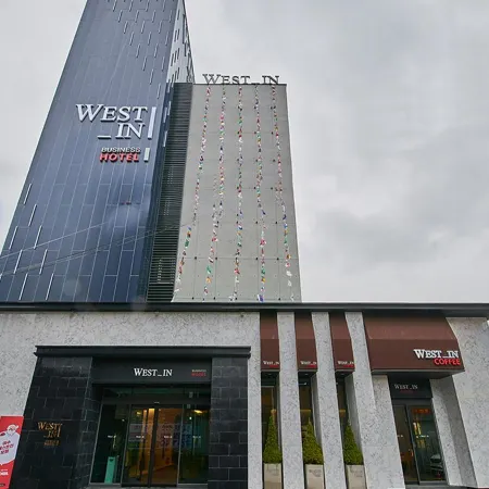 West in Hotel Yeosu