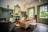 Caistor Hall Hotels in Swainsthorpe
