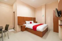 RedDoorz Syariah Near RS Mata Padang Hotel a West Padang