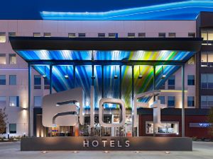 Aloft Dallas Arlington South