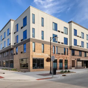 Courtyard Owatonna Downtown