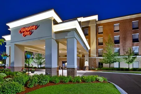 Hampton Inn by Hilton Commerce Novi