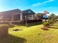 Log Cabin Inn