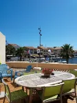 Hôtel et Bar du Port Hôtels à : Mèze
