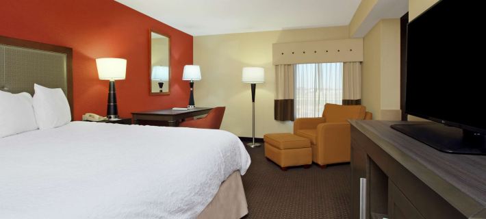 Hampton Inn Columbus-International Airport Hotels in Columbus