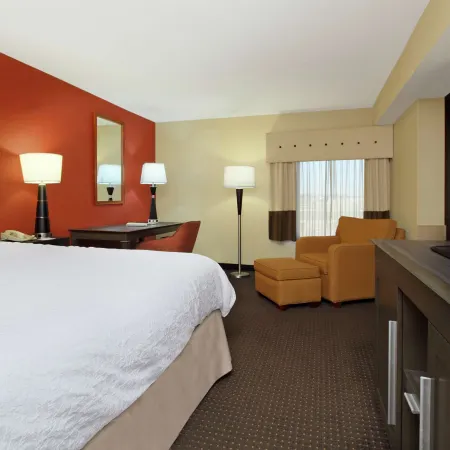 Hampton Inn Columbus-International Airport