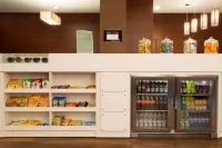 Hampton by Hilton Gdansk Airport - bar