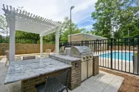 Homewood Suites by Hilton Raleigh Cary I-40 - Pools