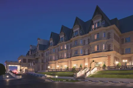 Al Aziziyah Boutique Hotel by the Torch Отели рядом с достопримечательностью «West Walk»