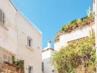 Palazzo Maringelli Hotels near Lama Monachile