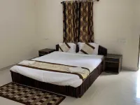 Village Camp Pench National Park Hotels in Kohka