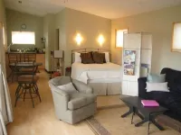 Yellowstone River Lodge - Homestays