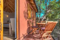 Harmonia Bungalows & Pool Hotels in Petrovac