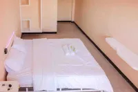 Artayya Puri 2 near Alun Alun Caruban RedPartner Hotel di Mejayan