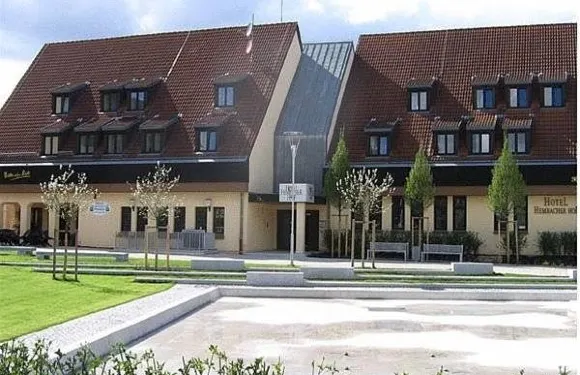 赫姆巴切爾豪弗酒店