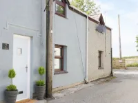 2 Ysgoldy Hotels near Bangor Cathedral