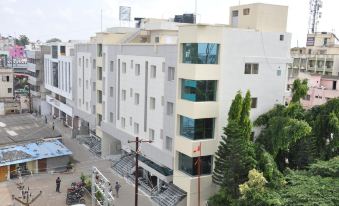 Hotel Sri Vaari Residency