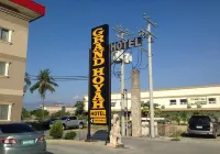 Grand Hoyah Hotel ザ・フィリピン・エクステンション・プログラム・イン・オロンガポー大学周辺のホテル